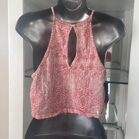 Free People “ wrapped around you “ cropped “ halter top size small - Picture 5 of 10